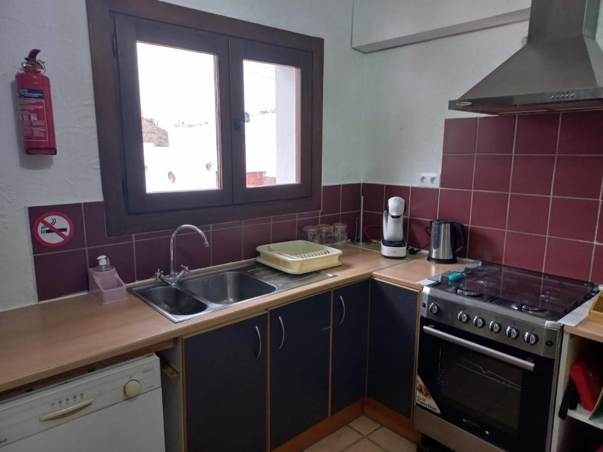 Cuevas Barrio Las Santas Huescar Exterior photo