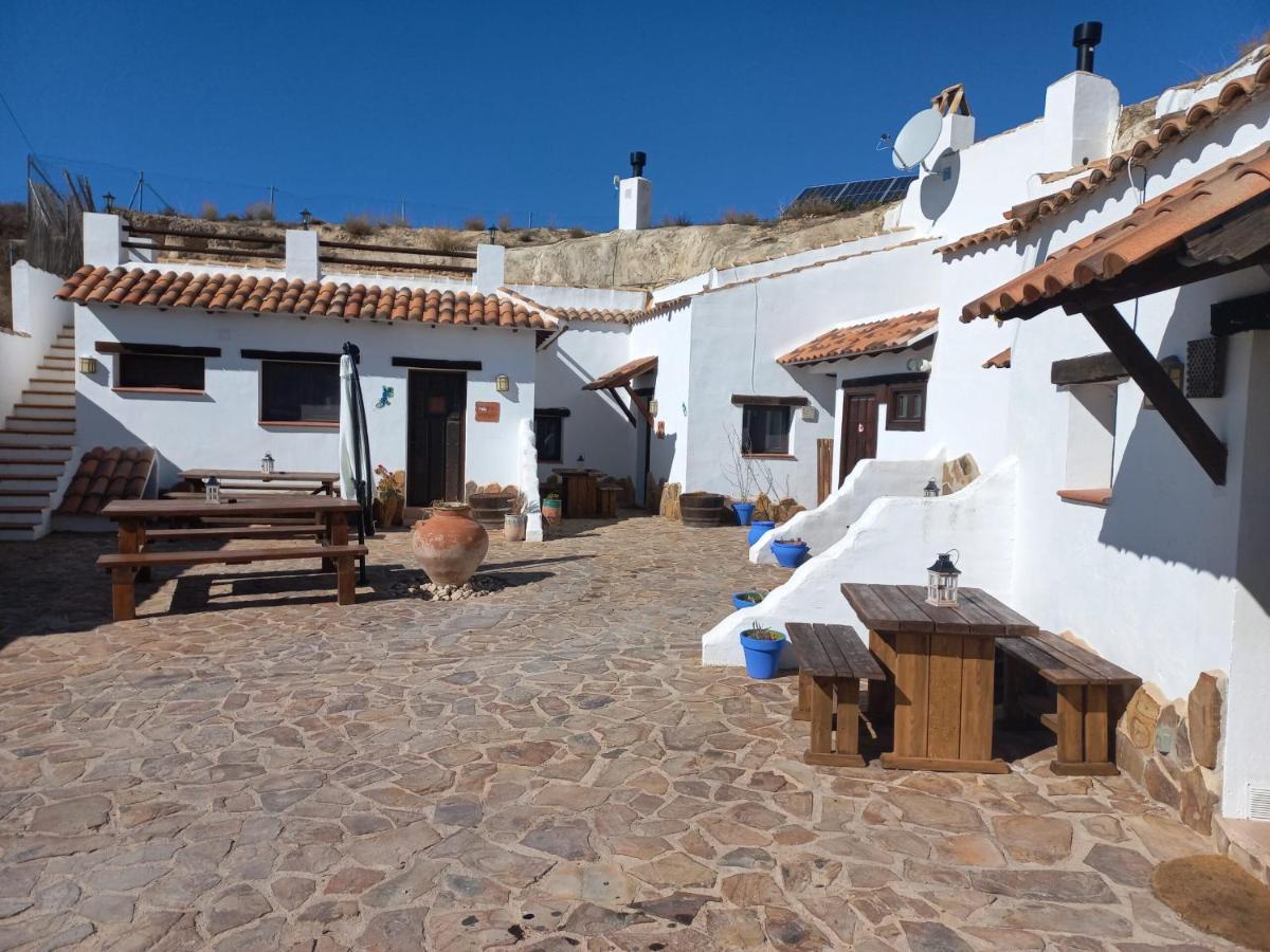 Cuevas Barrio Las Santas Huescar Exterior photo
