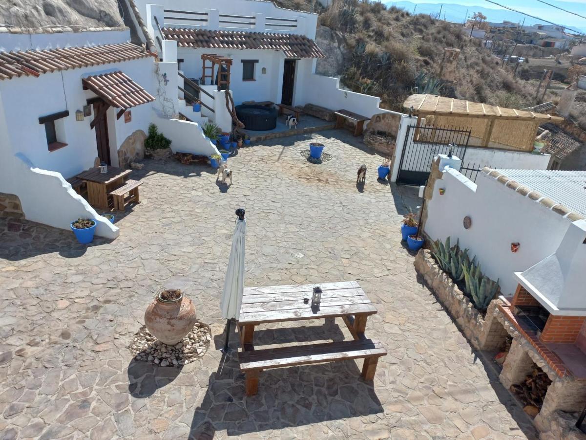 Cuevas Barrio Las Santas Huescar Exterior photo