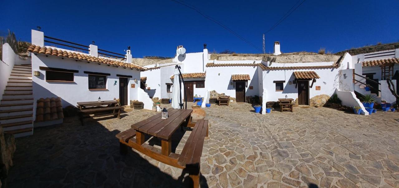Cuevas Barrio Las Santas Huescar Exterior photo