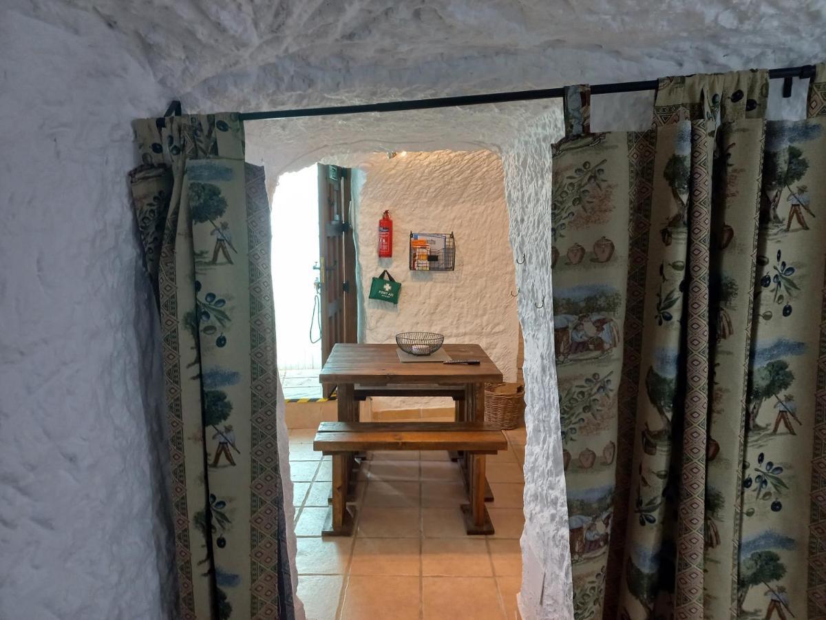 Cuevas Barrio Las Santas Huescar Exterior photo