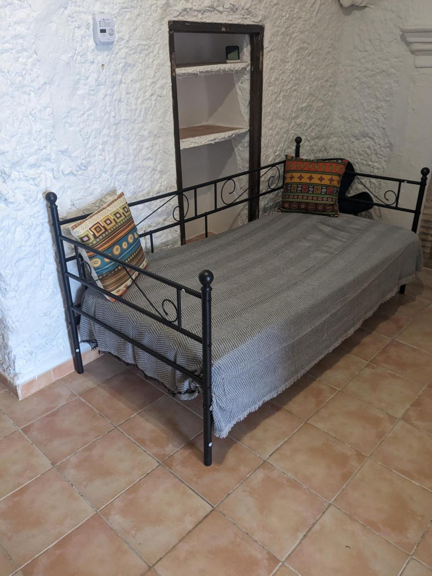 Cuevas Barrio Las Santas Huescar Exterior photo